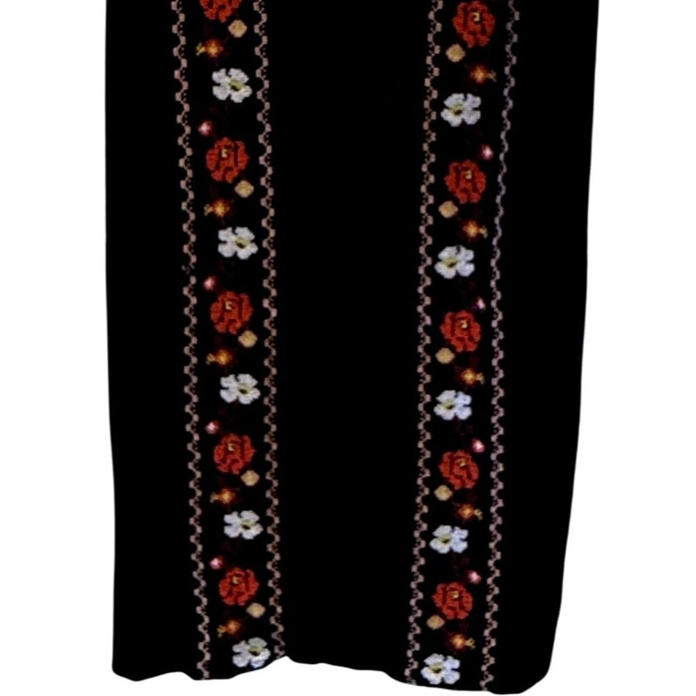 Old Navy Black Sleeveless Embroidered Detail Floral Dress M Boho Chic - Picture 3 of 6